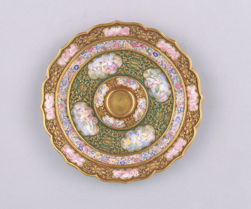 图片[3]-Qianlong style gold tire painting, enamel, landscape figure painting, cup and plate-China Archive